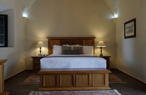 El Marques Apartment | Jr Suite in Hacienda Mesón Real de Plata