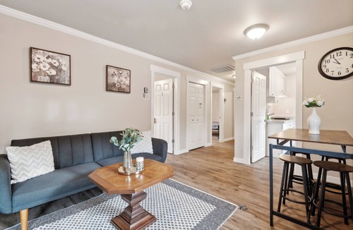 Atlantic House | Judkins Guesthouse - Close to Downtown