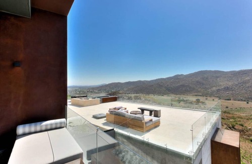 Valle de Guadalupe Villa | Kasa Kefi, Luxurious Vineyard Oasis in Kasa Kava Valle d Guadalupe