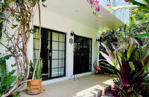 San Francisco Apartment | Kitchen, Saltwater Pool, Fast Wifi, Queen Bed, Air Conditioning - "Mar"