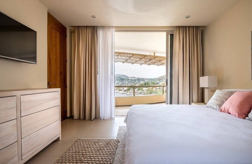 Playa la Madera Villa | KK 202 Villa, Enjoy stunning sunsets in this luxury condo