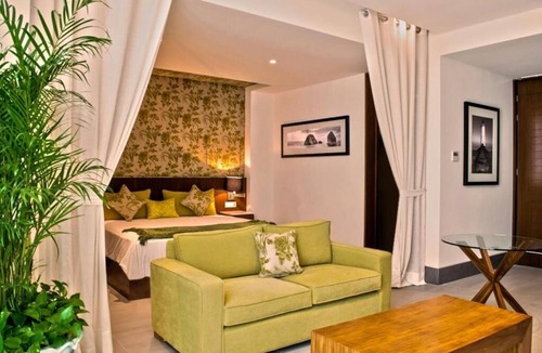 La Puntilla Hotel | Kovay Gardens