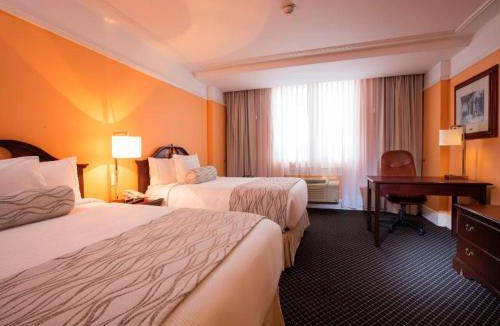 Tlalnepantla de Baz Hotel | Krystal Satelite Maria Barbara