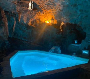 Pontremoli House | La Casa Medievale Suites e SPA