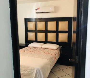 Lazaro Cardenas Apartment | La Casita Amarilla