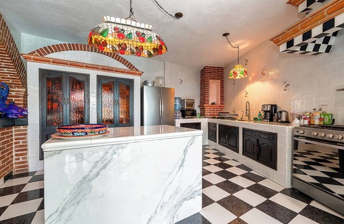 Colonia San Raphael House | La Joya Azul SMA - LGBTQS