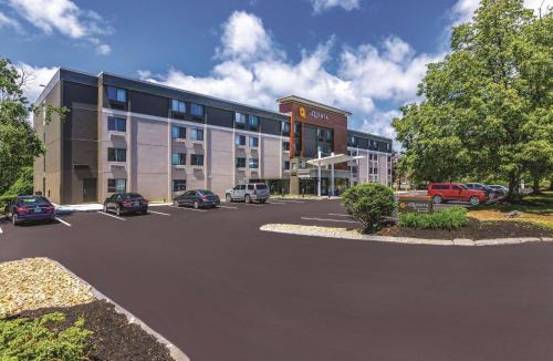 Salem Hotel | La Quinta by Wyndham Salem NH