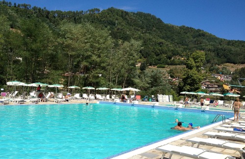 Guzzano-pieve di Controne House | La Veduta Sleeps 8 with Garden