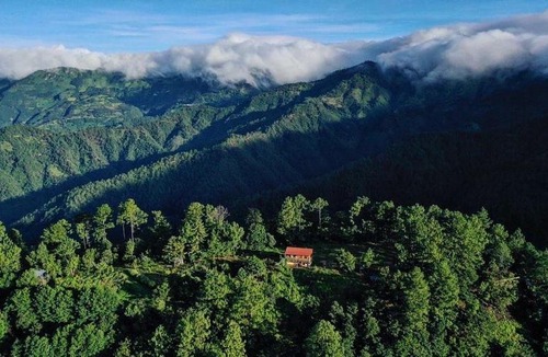 San Jose del Pacifico Cabin | Laberinto del Pacifico Cloud Cabin with Forest and Mountain View