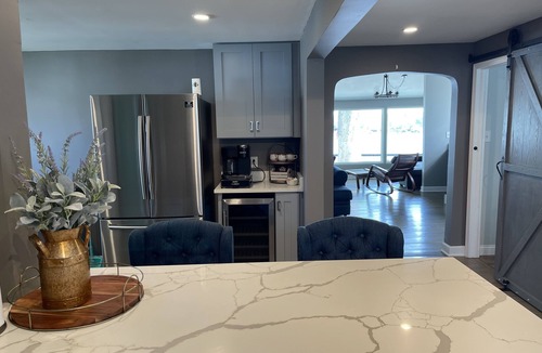 Monticello House | Lake front house with beautiful views and walking distance to Indiana Beach.