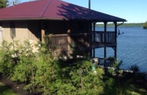 Frontenac House | Lake Front Residence Directly on the Water