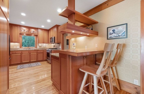 Forest Lake House | Lake Home, salt water hot tub, sauna, boat rental