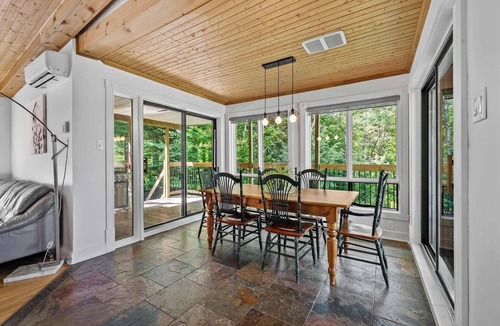 Potton Ski Chalet | Lake - Spa - Pool Table | Chalet Ookpik