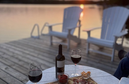 Bala Cottage | Lakefront Bliss:Luxury,Comfort and unforgettable views-7bedroom w/hot tub