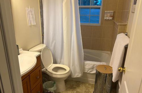 Colborne Apartment | Lakeview