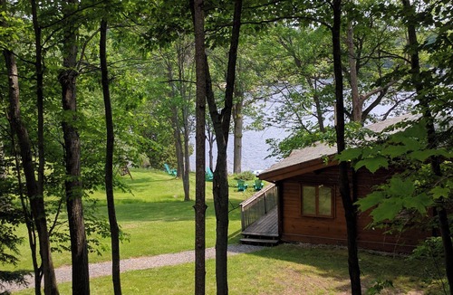 Muskoka Lakes Cottage | Lakeview Escape to Muskoka - Oak 3 Bedroom Cabin
