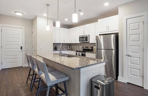 Woodburn Apartment | Landing | Amazing 2BD, Clubhouse, Pool