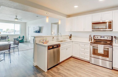 South Salt Lake Apartment | Landing at The Zeller - 2 Bedrooms in Downtown South Salt Lake