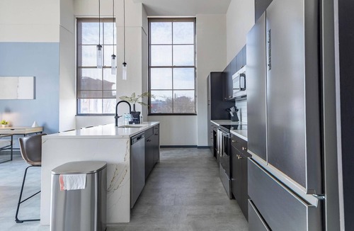 Downtown Hartford Apartment | Landing | Beautiful 2BD in Downtown Hartford