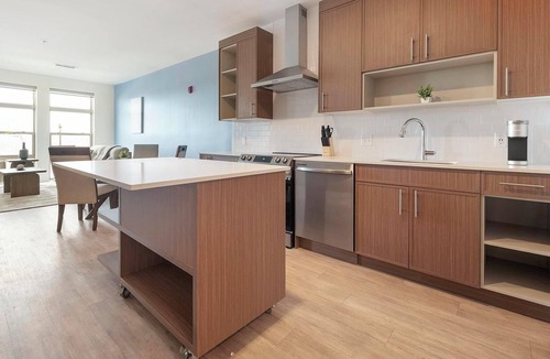 Hyattsville Apartment | Landing | Stylish 2BD, Pool, Game Room