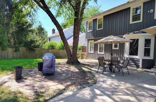 West Chester House | Large 5-bedroom house with WiFi and AC in welcoming neighborhood. Sleeps 12!