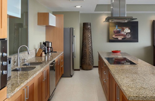 North Hotel Zone Condo | Large Beachfront Condo