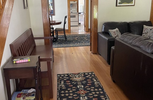Bellepoint House | Large Historic Home in Downtown Hinton