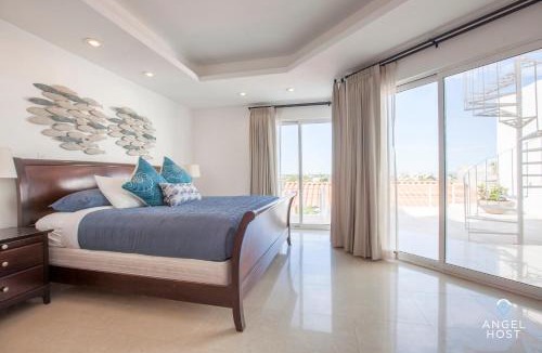Colina del Sol House | Large Private Terrace & Expansive Views
