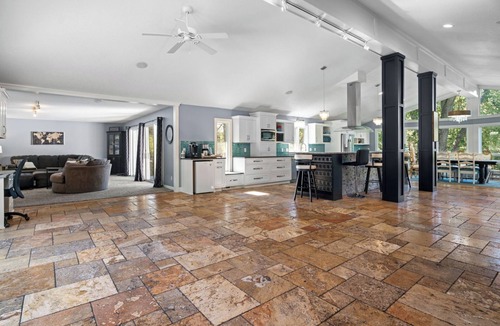 Hudson House | Large Recreational Group Gathering & Getaway Retreat Property