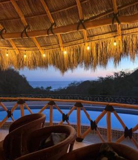La Manzanilla Cabin | Las Casitas de La Bahia Calechosa