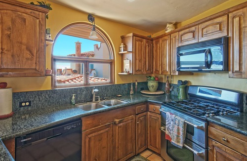 Las Gaviotas Villa | LAS GAVIOTAS OFFERS EUROPEAN CHARM TUCKED AWAY IN BAJA'S "COSTA DE ORO".