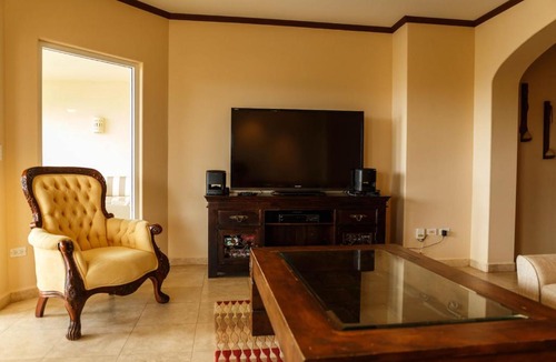 Zona Hotelera House | Las Maanitas E3301 2 BR by Casago