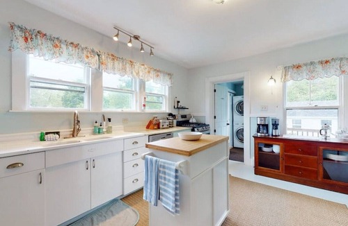 Pemaquid Beach House | Laughton House @ Pemaquid Beach