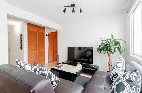 Roma Norte Apartment | LC122- 2BDR/2BTH - One Bedroom Apartment, Sleeps 4