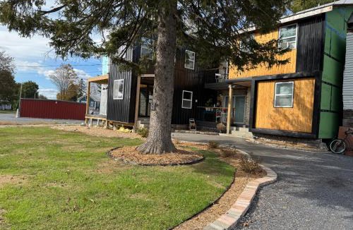 Madison Apartment | LeCabrera apartments rentals A Gem in small town