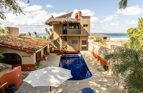 Litibu House | Litibu Bungalow by the Sea
