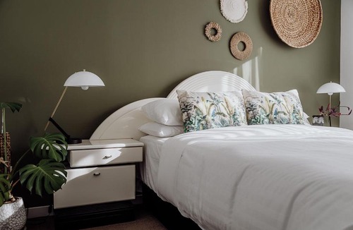 Hokitika House | Little Luxe on Revell