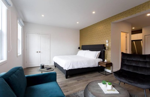 Mile End Apartment | Live Like a Local in this Superb Loft by Den Stays