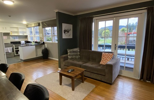 Ohakune Cabin | LKNZ Lodge & Cafe
