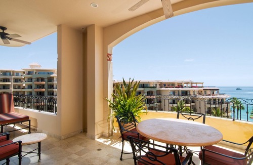 Santa Rosa House | Located on the Pristine Medano Beach