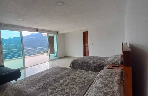 Pahuatlan del Valle House | Lodging casa palmas 60 meters from the center of town