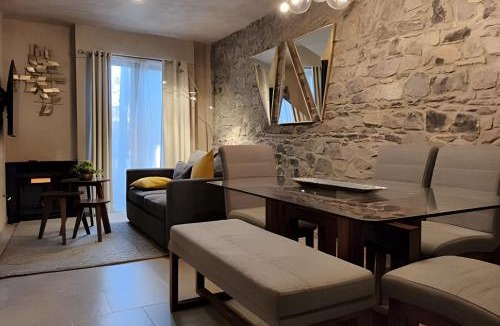 Santeagueda Apartment | Loft Éfeso: ¡Un Refugio Moderno en Val'Quirico!