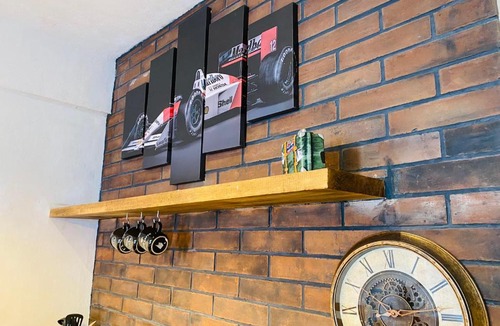 El Santuario Apartment | Loft y departamento con balcón y garage cerca de av ppal