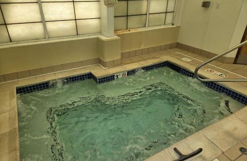 South Portland Hotel | Long Creek Hotel