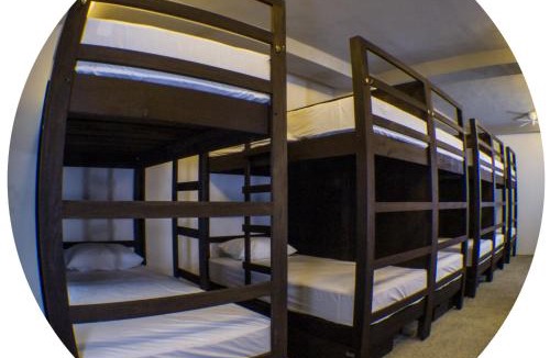 Romantic Zone Hostel | Los Muertos Hostal