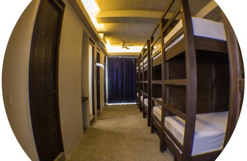 Romantic Zone Hostel | Los Muertos Hostal