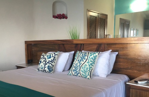 South Hotel Zone Resort | Los Tules Ocean Front Resort