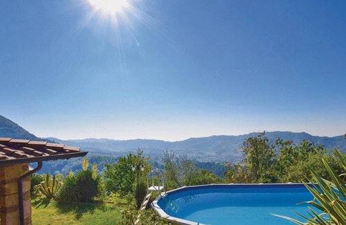 Camaiore House | Lovely home in Camaiore -LU- with WiFi