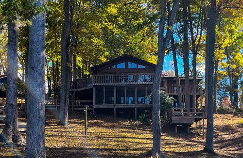 Livingston House | Lovely lakefront home with private brand-new dock, game room, beach, boat access
