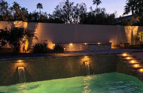 Buenavante House | Luxe Desert Home with Heated Pool 3 Mi to Kierland!